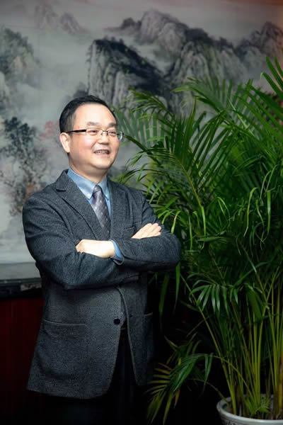 陈义红博士